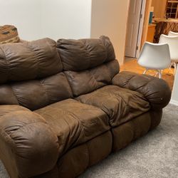 Electronic Recliner Couch 