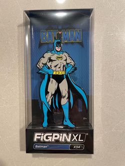 Batman XL FiGPiN *MINT LOCKED* Bruce Wayne Classic X34 DC Caped Crusader