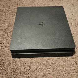 PS4 slim
