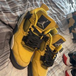 Jordan 4