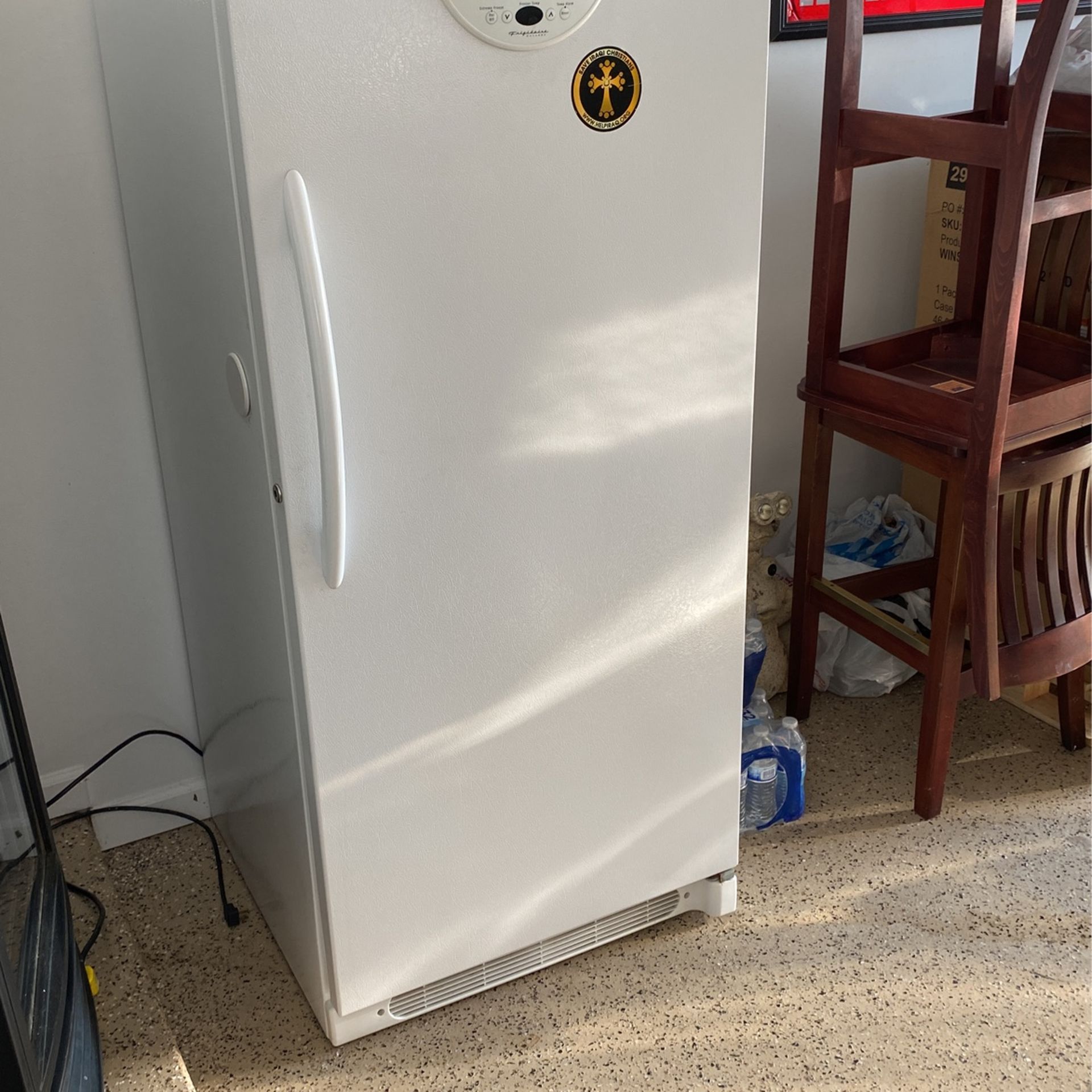 Freezer - Frost Free - Length 59” - 28” - 29”