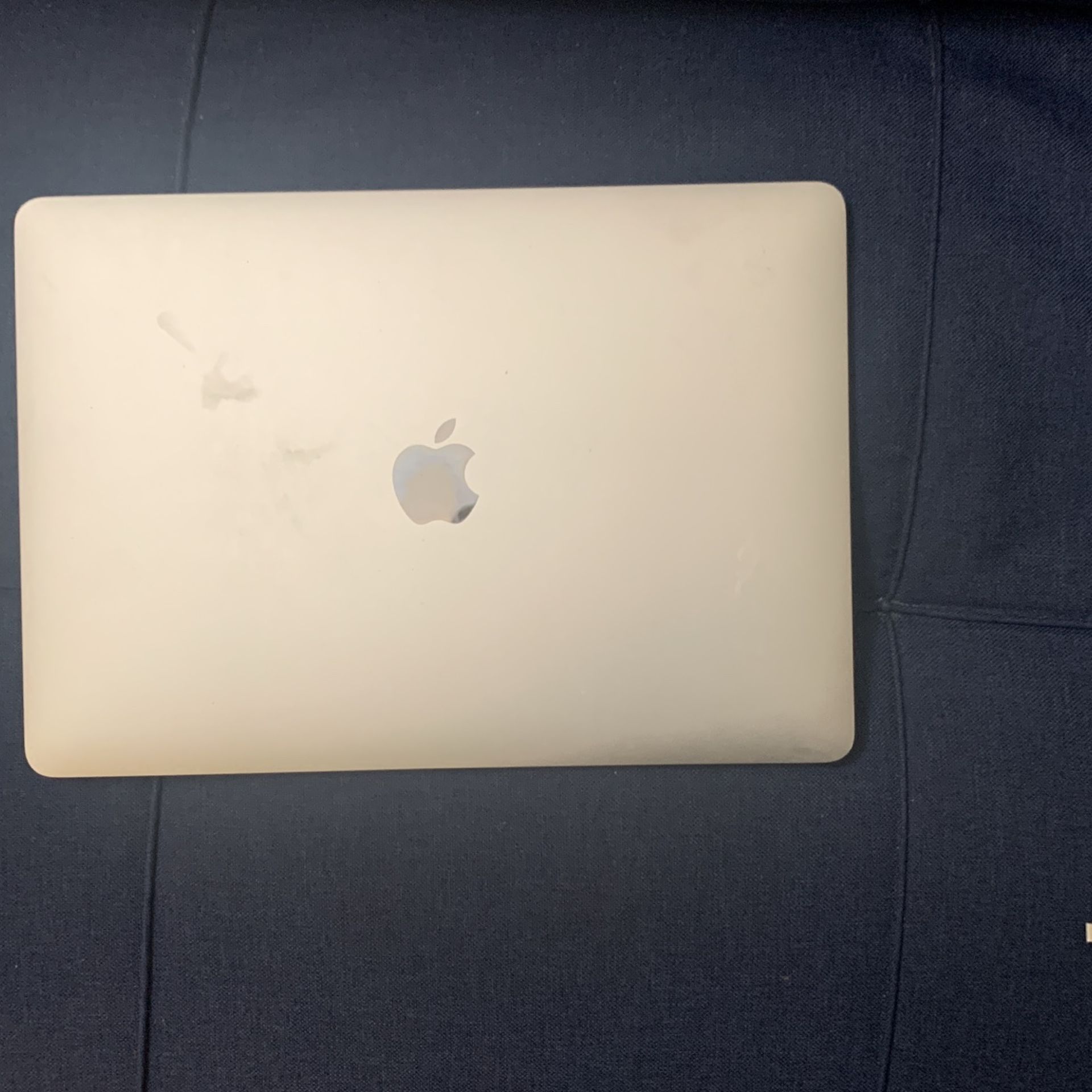 Macbook Pro 2017 Model