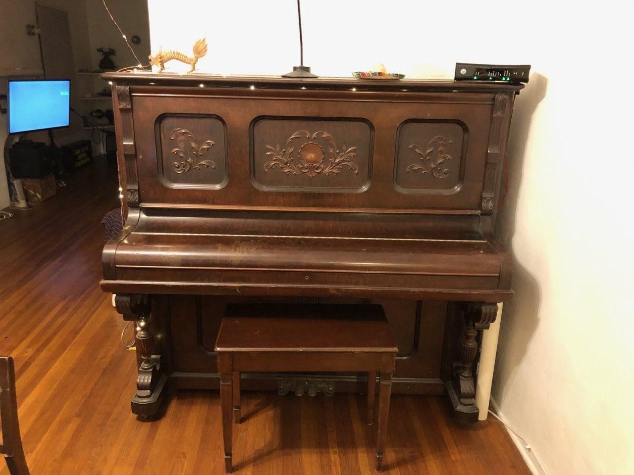 Piano (not free)