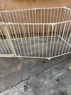 Play pen