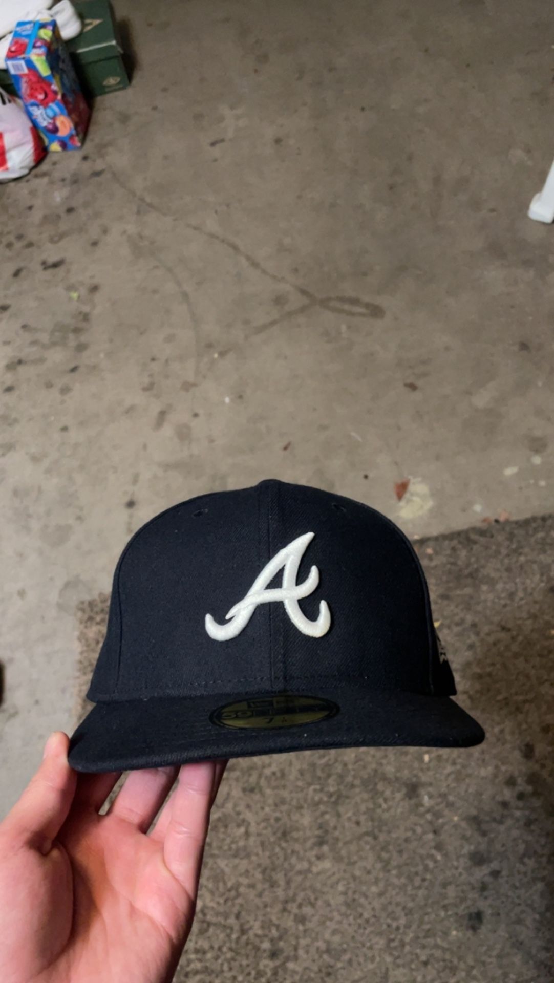 Atlanta braves bat navy blue