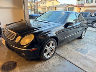 Car 2006 Mercedes Benz E 350