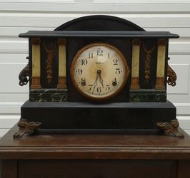 Antique Wind-up clock