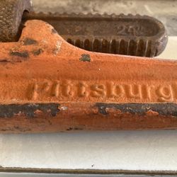 Pittsburgh 24” Adjustable Wrench 