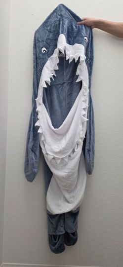 Great White Shark sweat shirt blanket