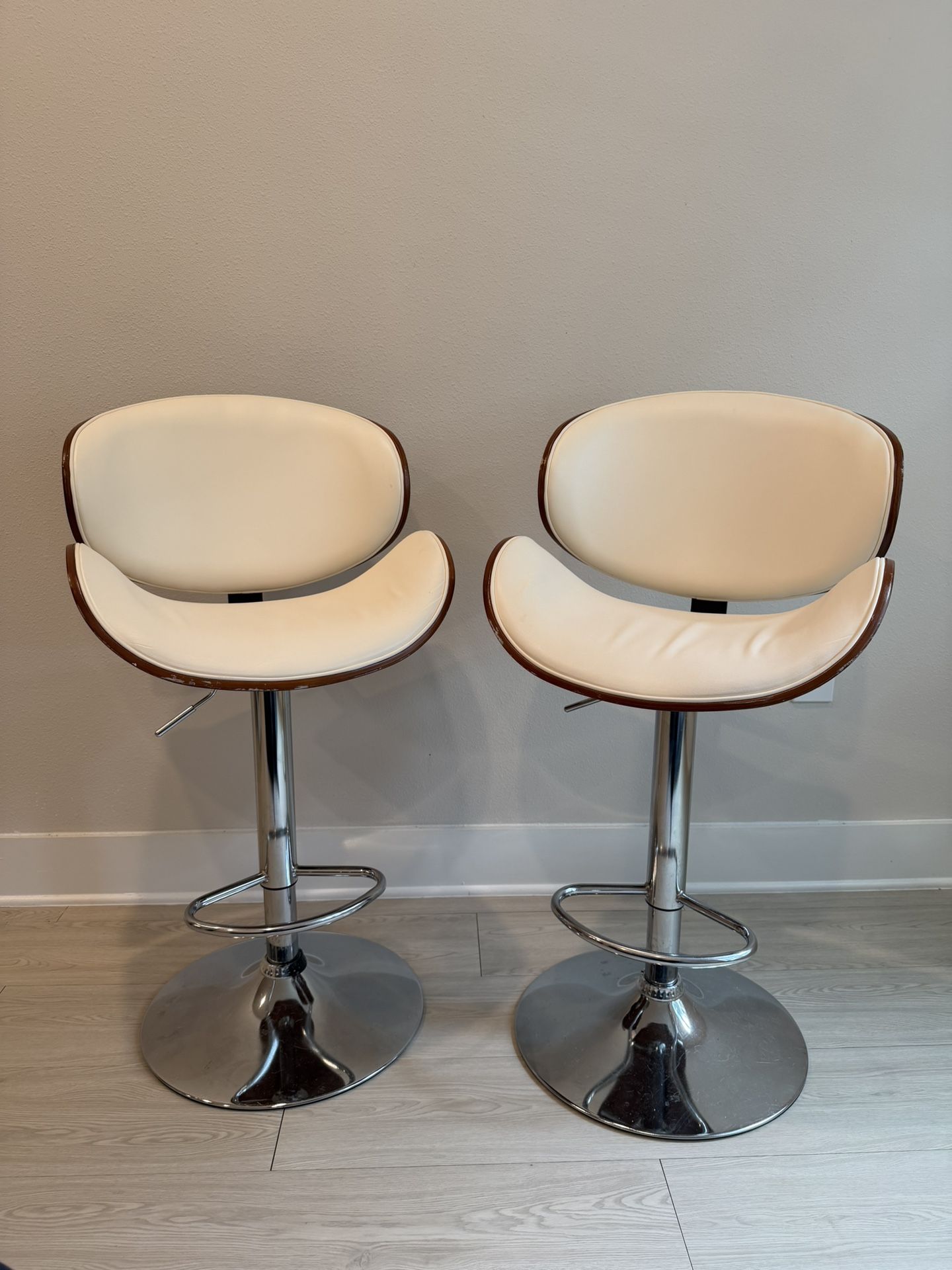 Bar Stools Set of 2, Bentwood Adjustable Height Swivel Bar Stools, PU Leather Upholstered Bar Chair with Back and Footrest for Bar, Kitchen, Dining