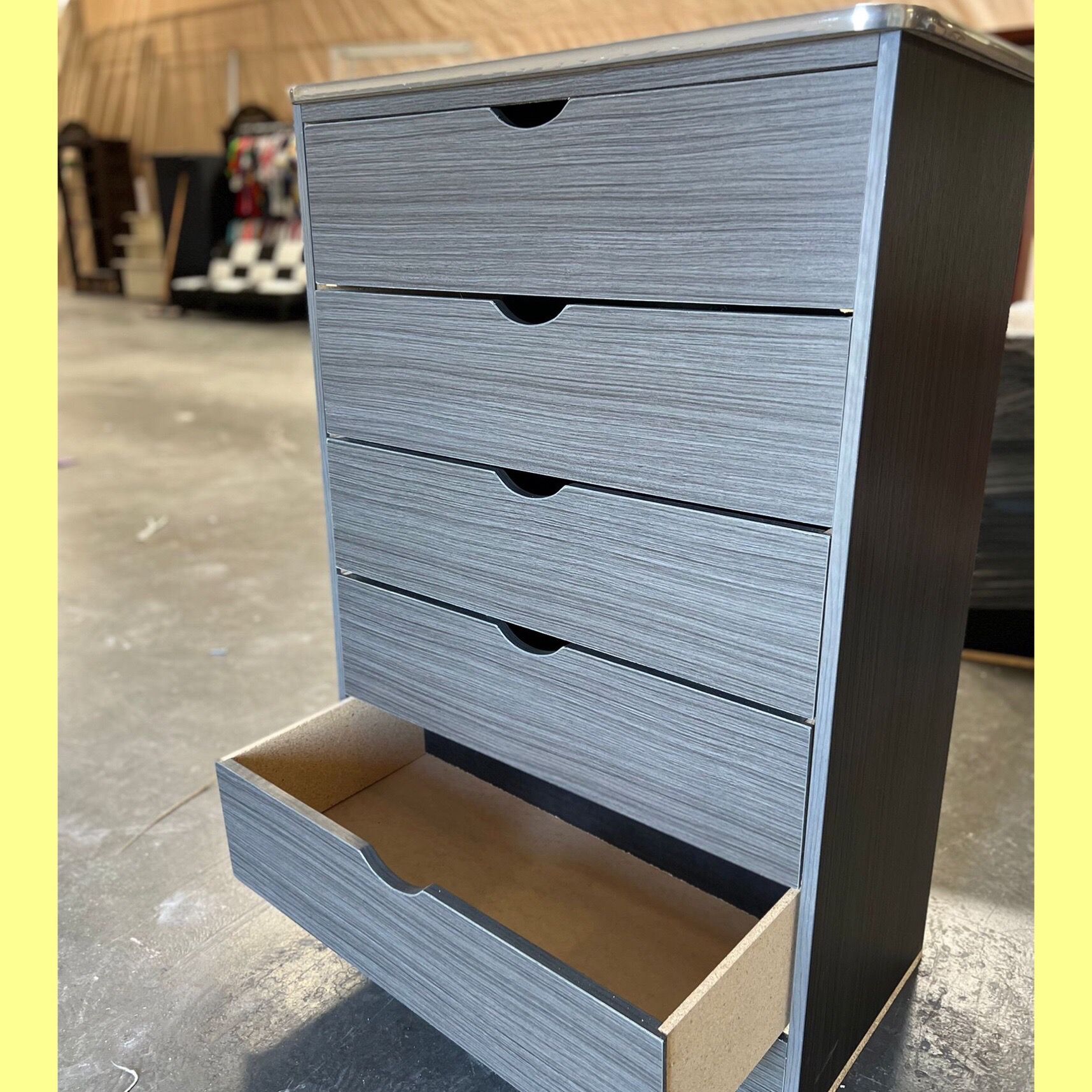 Dresser / Five drawers dresser