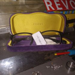 Glasses (Gucci)