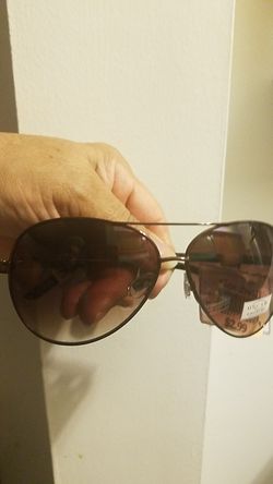 New oscaer de la renta sunglasses if up i hve it copper