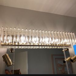 Bathroom Fixtures With Plexiglass Good Color