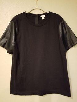 Ladies J Crew black Shirt Sleeve Top