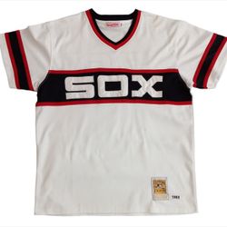 Mitchell & Ness 1985 Fisk # 72 Chicago White Sox Baseball White Size 54 Jersey