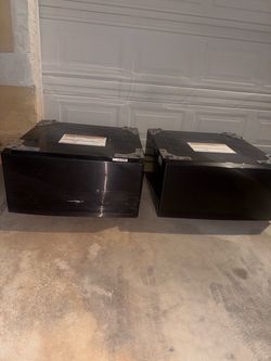 LG 27’ washer and dryer pedestals
