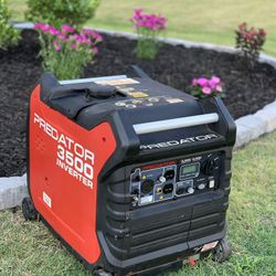 Predator 3500 Inverter / Generator - SUPER QUIET & LOW HOURS! GREAT DEAL