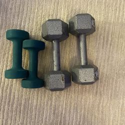 20 Pound And Seven Pound Dumbbells Set