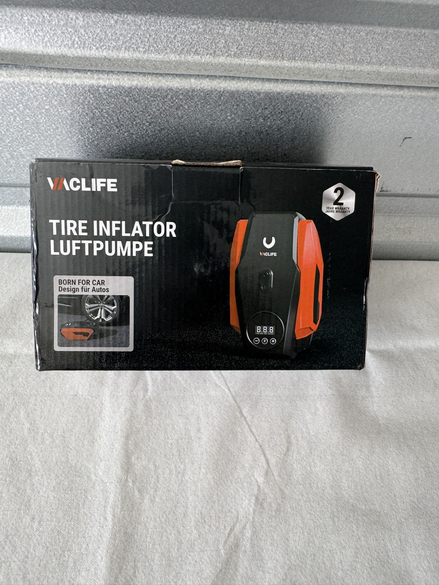 VacLife Portable 12v Tire Inflator, new