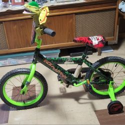 Jurassic world boys bike hotsell