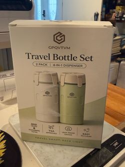 Travel bottle set