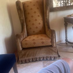 Oversize Dining/Captain Chair- Excellent Condition