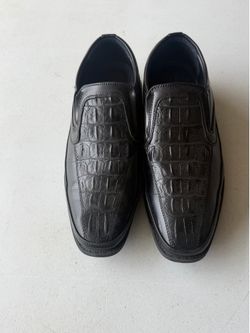 Dress shoes