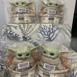 Star Wars “Yoda” Collector  Mattel Dolls 