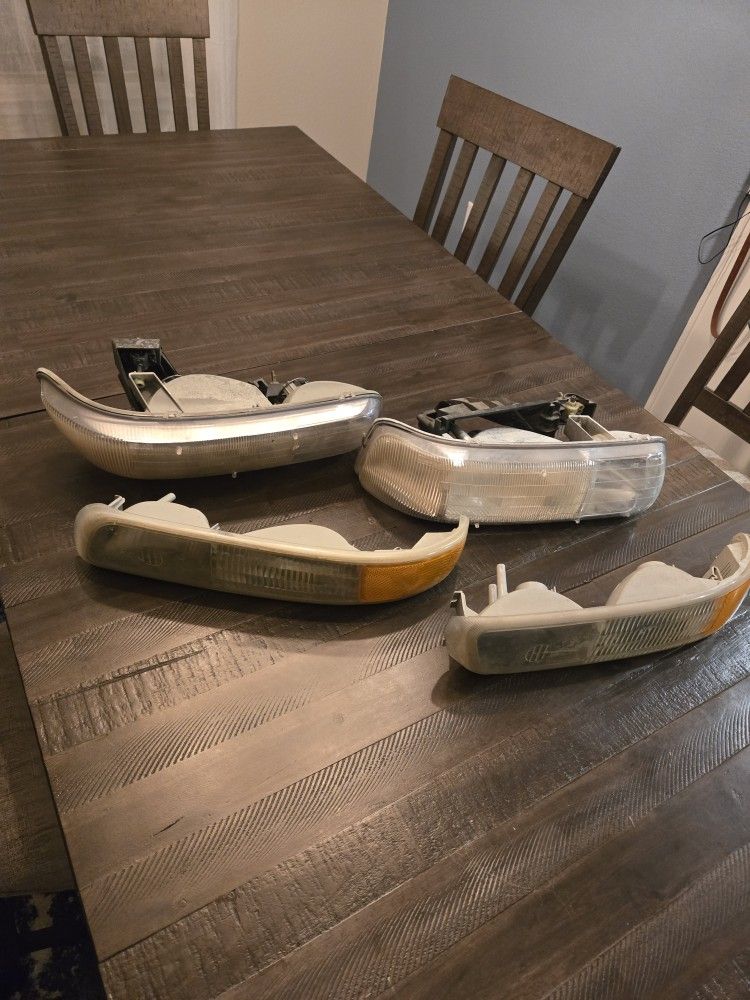 2001 Chevy Silverado Original Head Lights