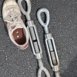 2) turnbuckles 24" ? Turn buckle pair 3/4" like new $20 each