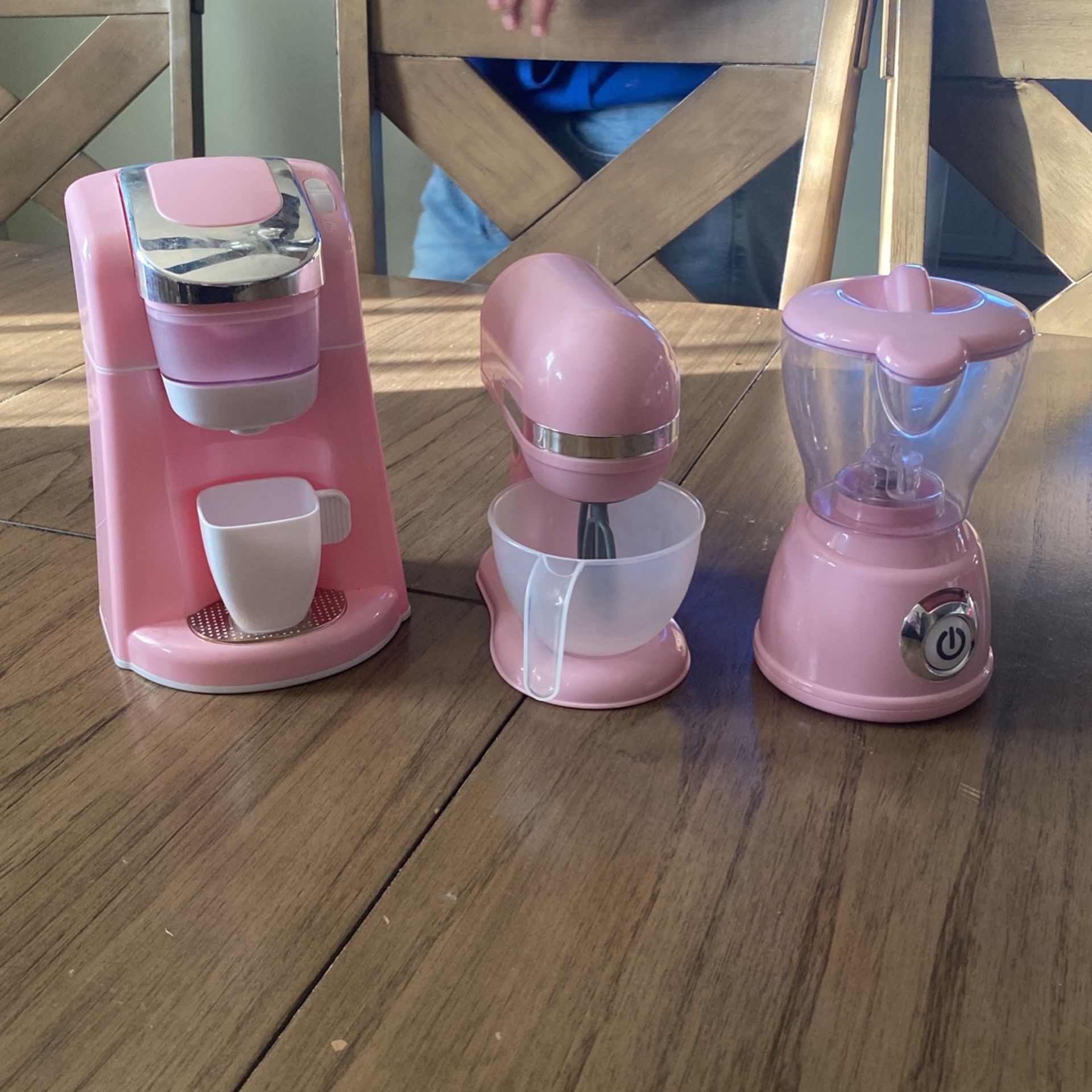 Appliance Set  For A Child 