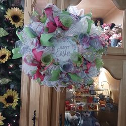 Beautiful Easter Wreath 🐣 Handmade. 