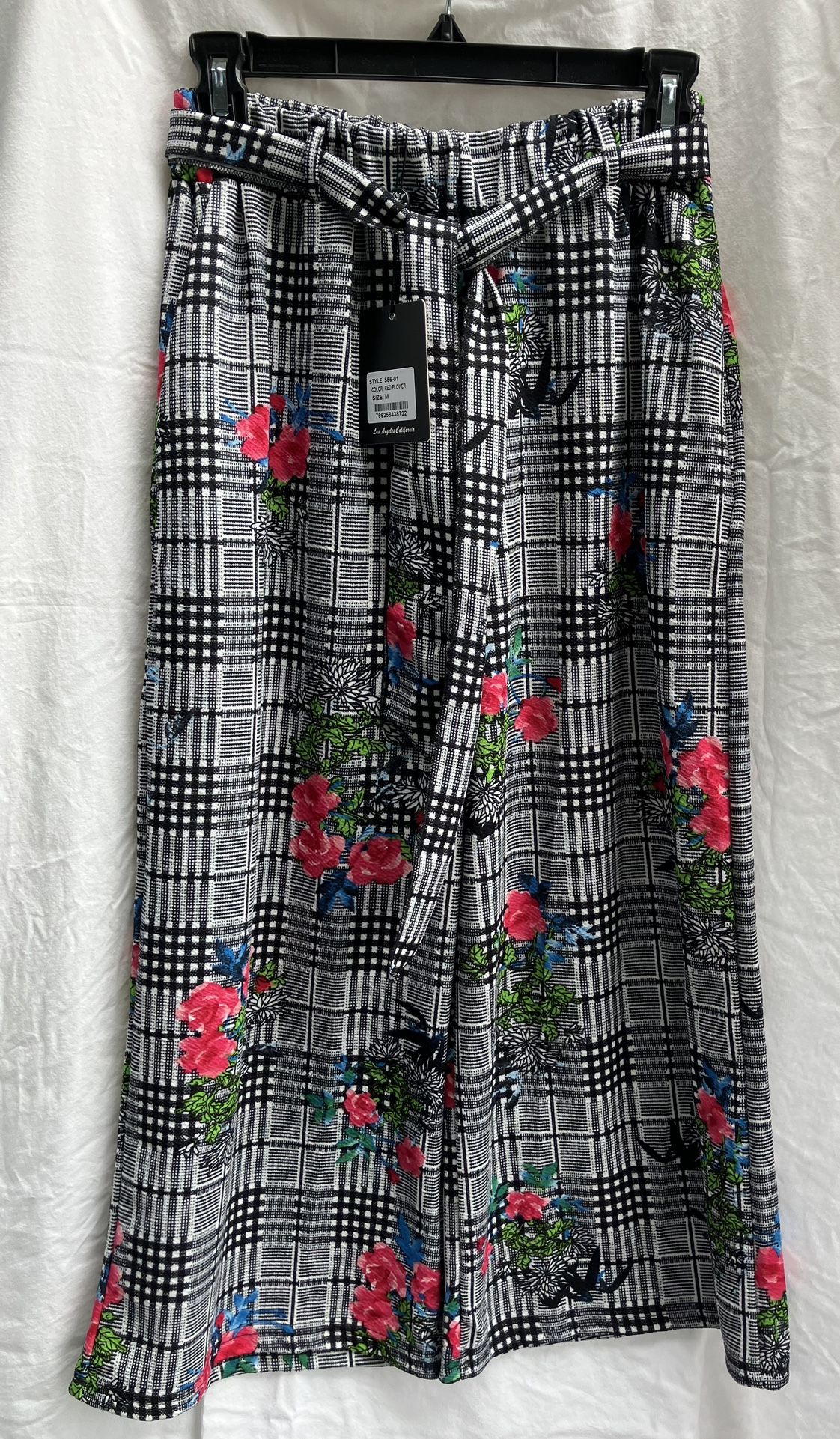 Women’s Pants M