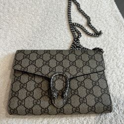Crossbody Wallet On A Chain Handbag 