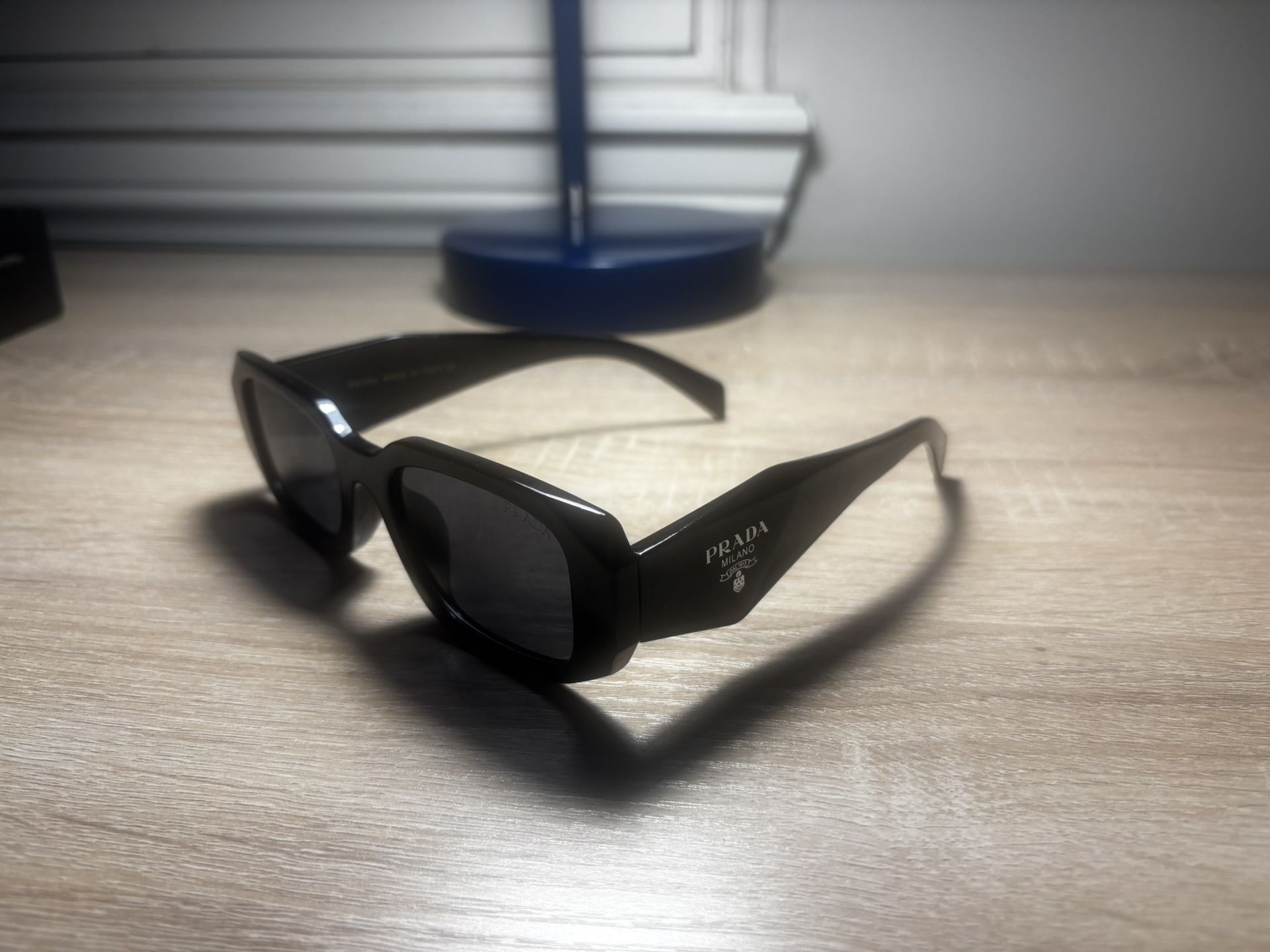 1:1 Prada designer sunglasses brand new