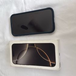 UNLOCKED- iPhone 16 Pro Max 256GB