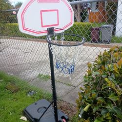 Basketball Hoop And One New Basketball 🏀