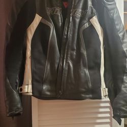 Motorcycle Lady Top-Grade Black and White  Leather Jacket  (Size 44) 