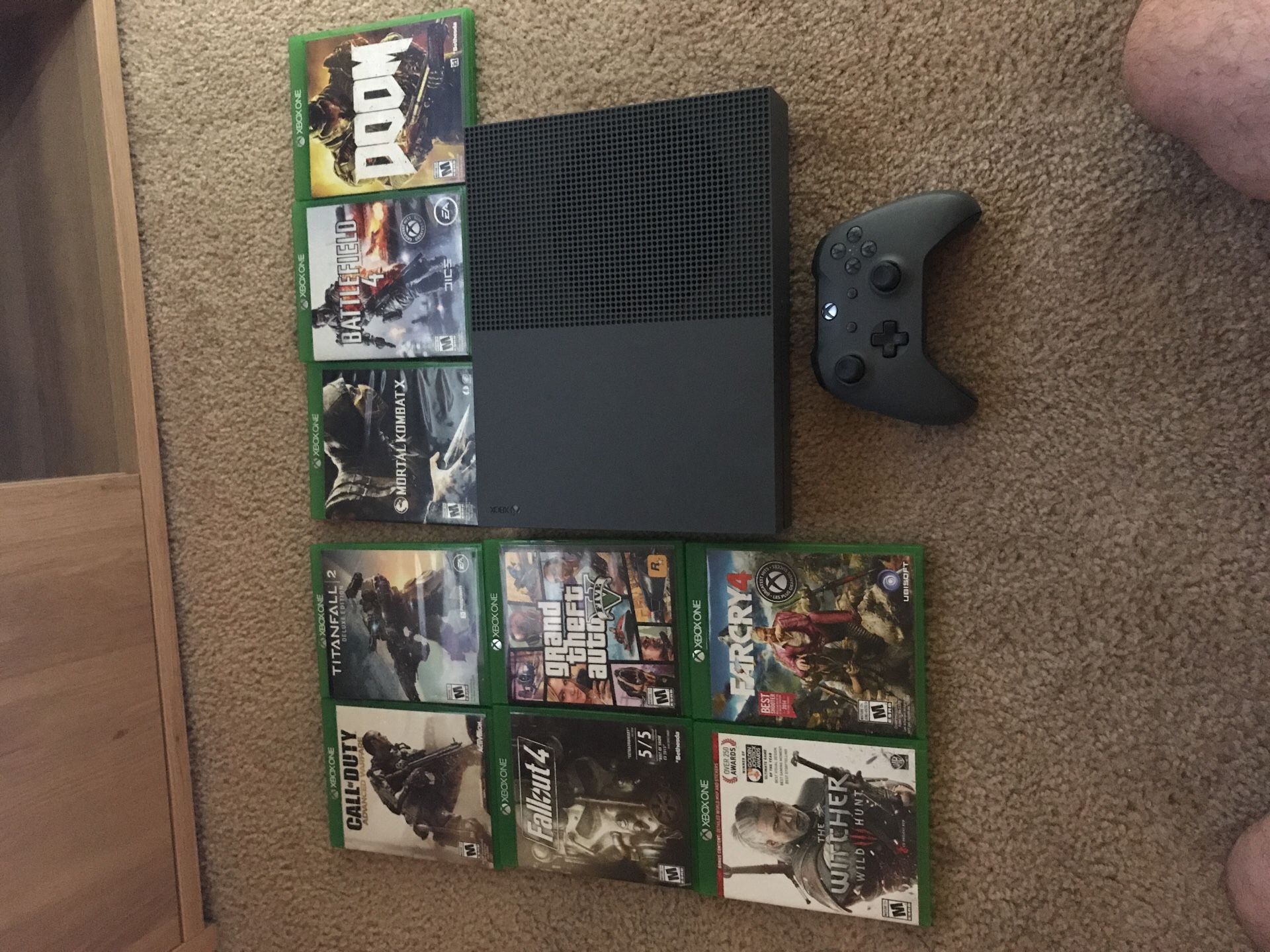 Xbox one with 9 games included