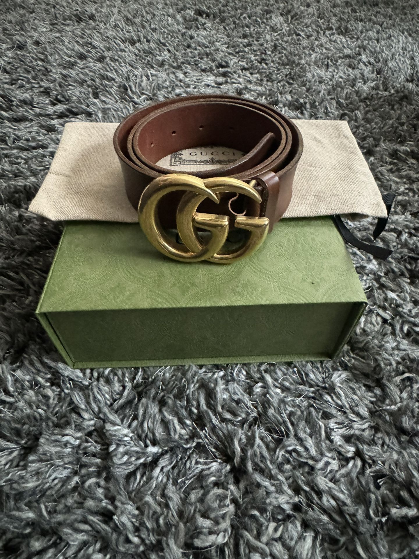 Gucci camel leather belt with large, two-tone GG logo buckle! GUCCI Double G Buckle GG Supreme Leather Belt Beige 625839  main image 4