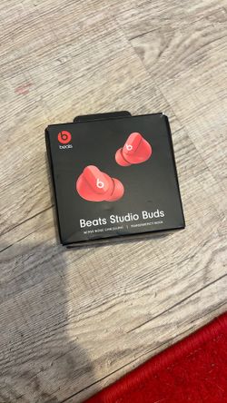 Beats Studio Buds