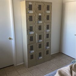 Lockers - Storage Lockers 