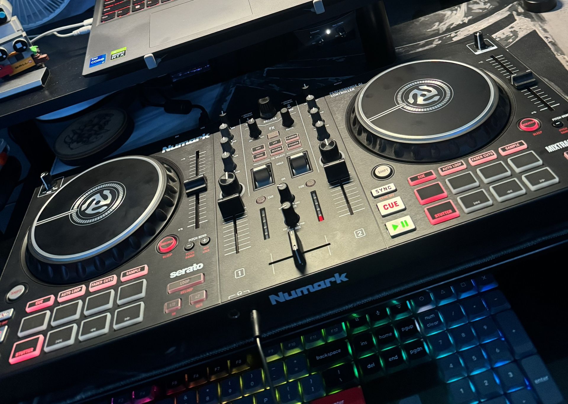 Numark Mixtrack Pro FX DJ controller