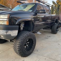 2004 Chevrolet Silverado HD  4x4
