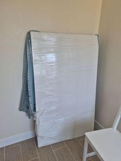 Dining table (new)