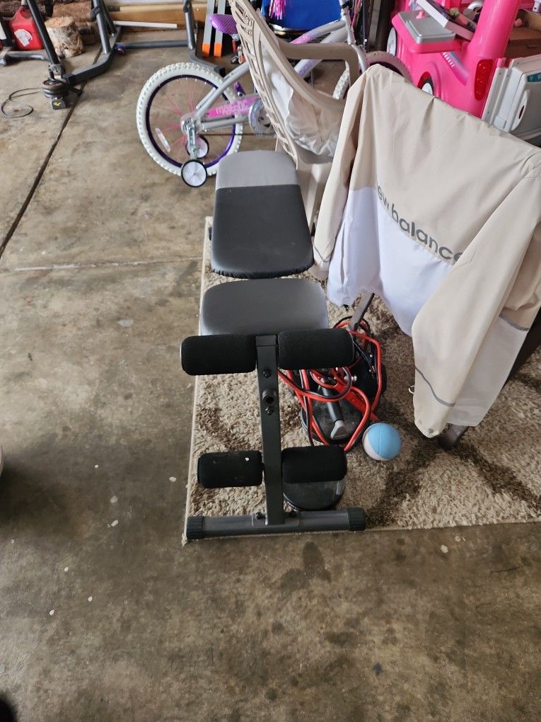 Weight Bench