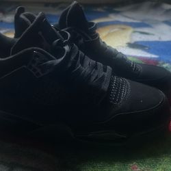 Black Cat Fours 