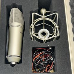Music Gear Microphone Dolphin