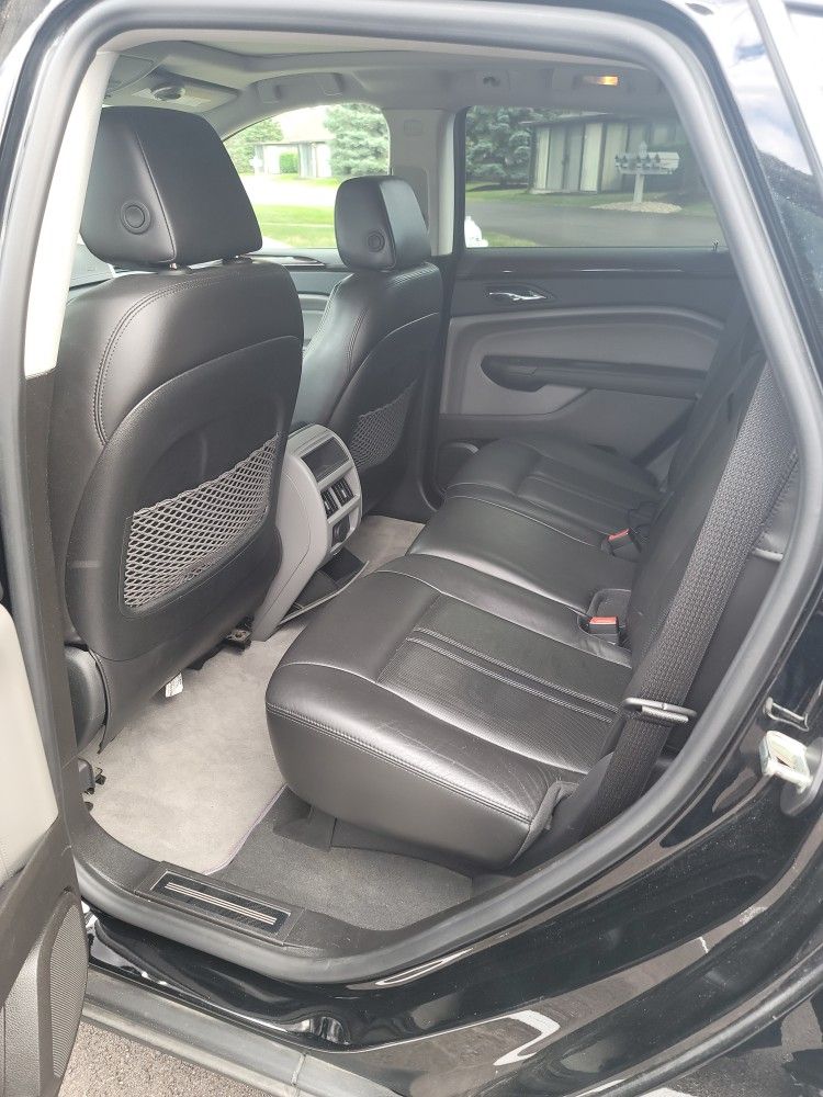 2010 Cadillac SRX